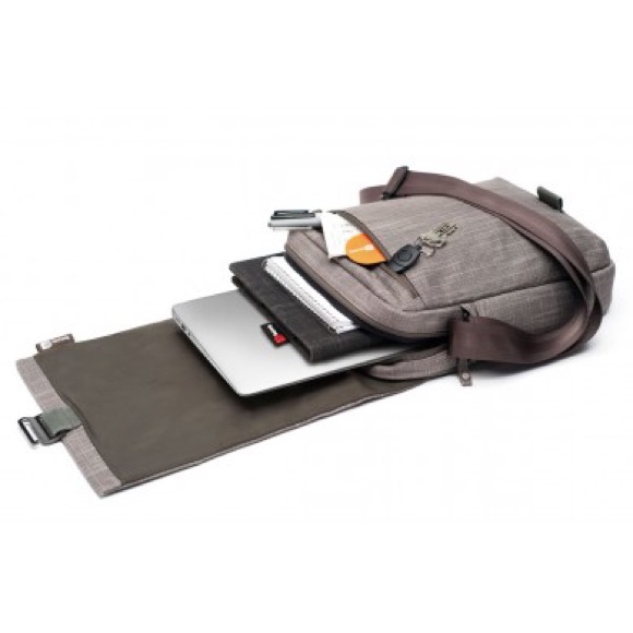 Booq Mamba Courier Messenger Bag - Picture 3 of 8